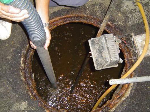 黄圃镇隔油池清理