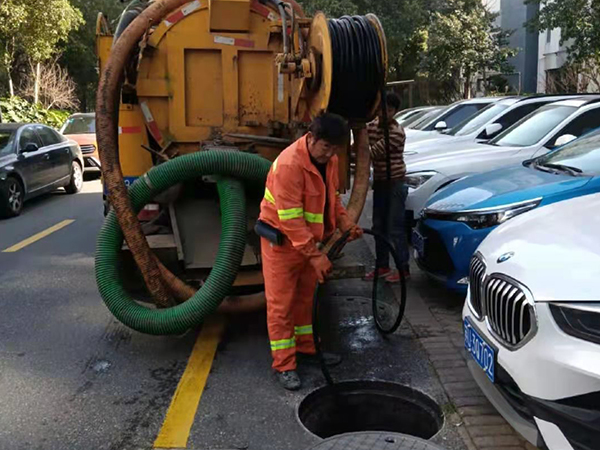 黄圃镇排污管道清淤